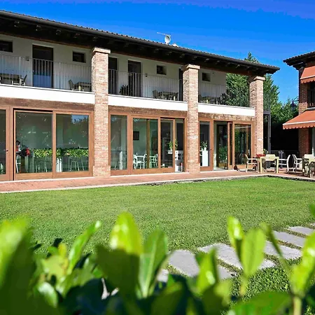Casa Lidia - Alloggi Smart فندق